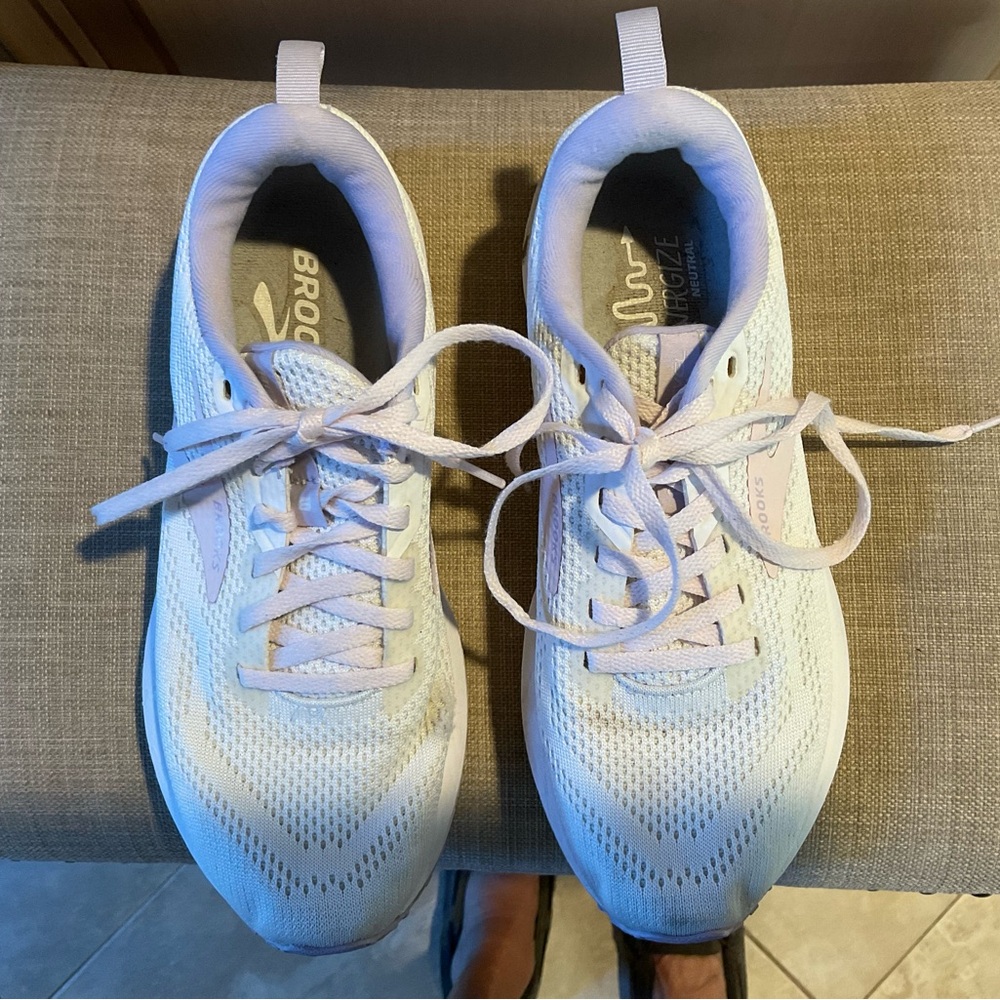 Brooks White and Lavender Running Shoes
